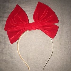 Velvet red bow headband 🎀❤️